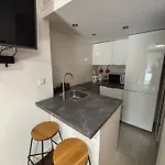 Parrot Apartment Main Station Cracow