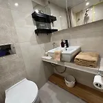 Parrot Apartment Main Station Cracow