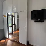 Parrot Apartment Main Station Cracow