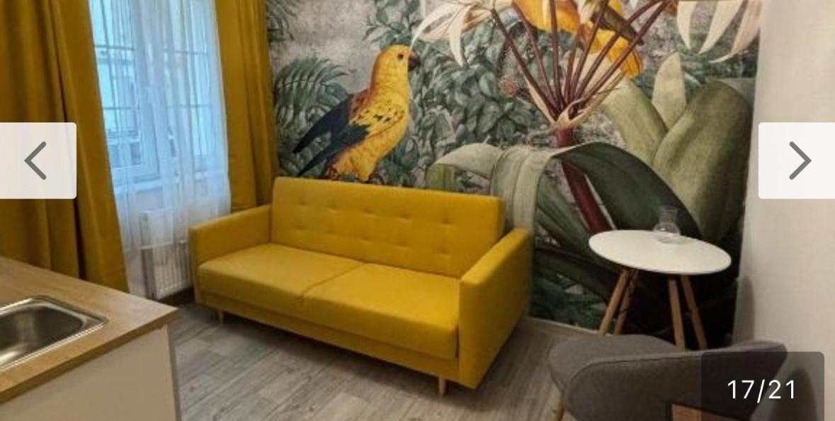 Apartment Parrot Main Station Cracow Krakau